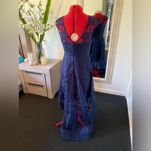 Pilgrim - Size 12 Stunning Navy Blue high low lace gown Also selling size 8 NWT - Picture 6 of 11